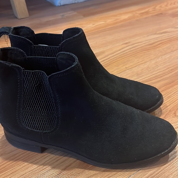 TOMS Ankle Boots - Picture 3 of 3